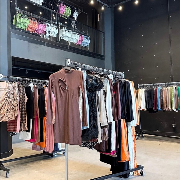 🛑PLS READ THE DESCRIPTION‼️SHOP MY NAKED WARDROBE COLLECTION FROM OUR STORE❣️🛑 - Picture 3 of 17